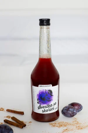 Švestka se skořicí